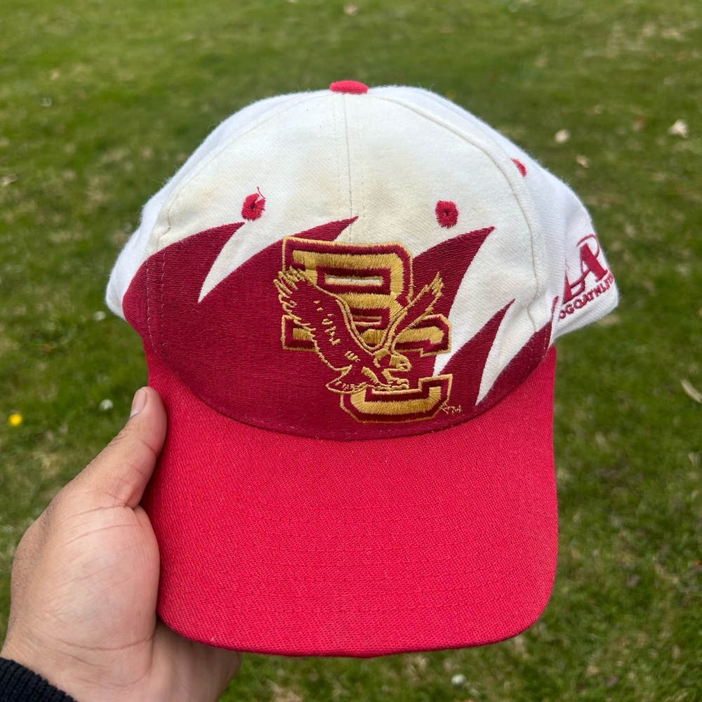 VTG RARE Snapback Boston College Eagles Sharktooth Logo Athletic (split visor)
